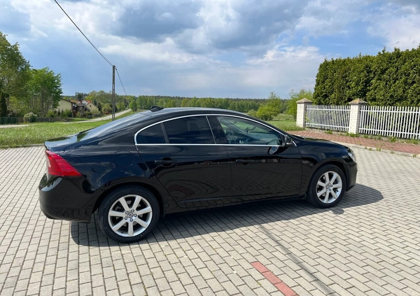 Volvo S60 cena 64900 przebieg: 175000, rok produkcji 2017 z Kraków małe 191